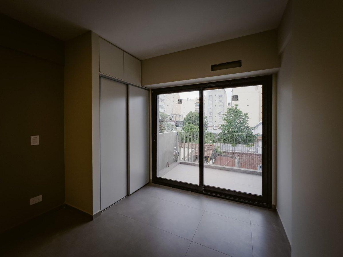 Foto de DEPARTAMENTO VENTA ALMAGRO 1 AMBIENTE CON BALCON, imagen 2