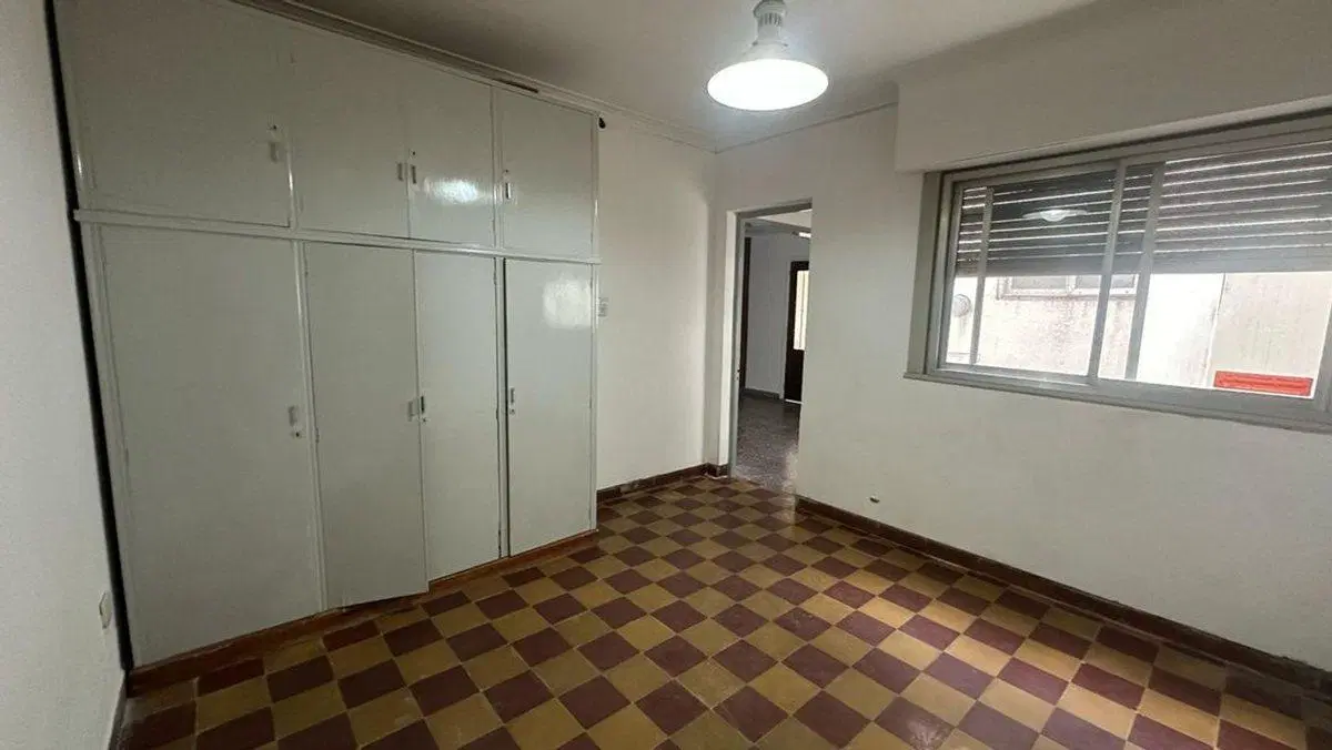 CASA EN VENTA LA PLATA 3 DORMITORIOS INVERSOR 5