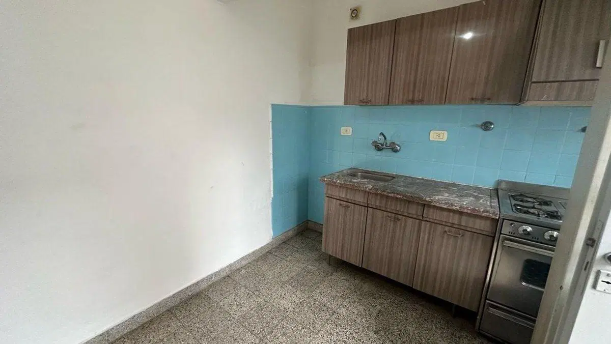 CASA EN VENTA LA PLATA 3 DORMITORIOS INVERSOR 4