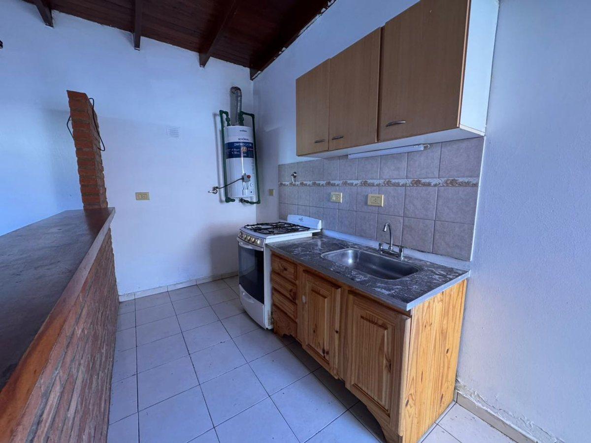 Foto de DEPARTAMENTO VENTA BERISSO 1 DORMITORIO 2 PATIOS, imagen 2