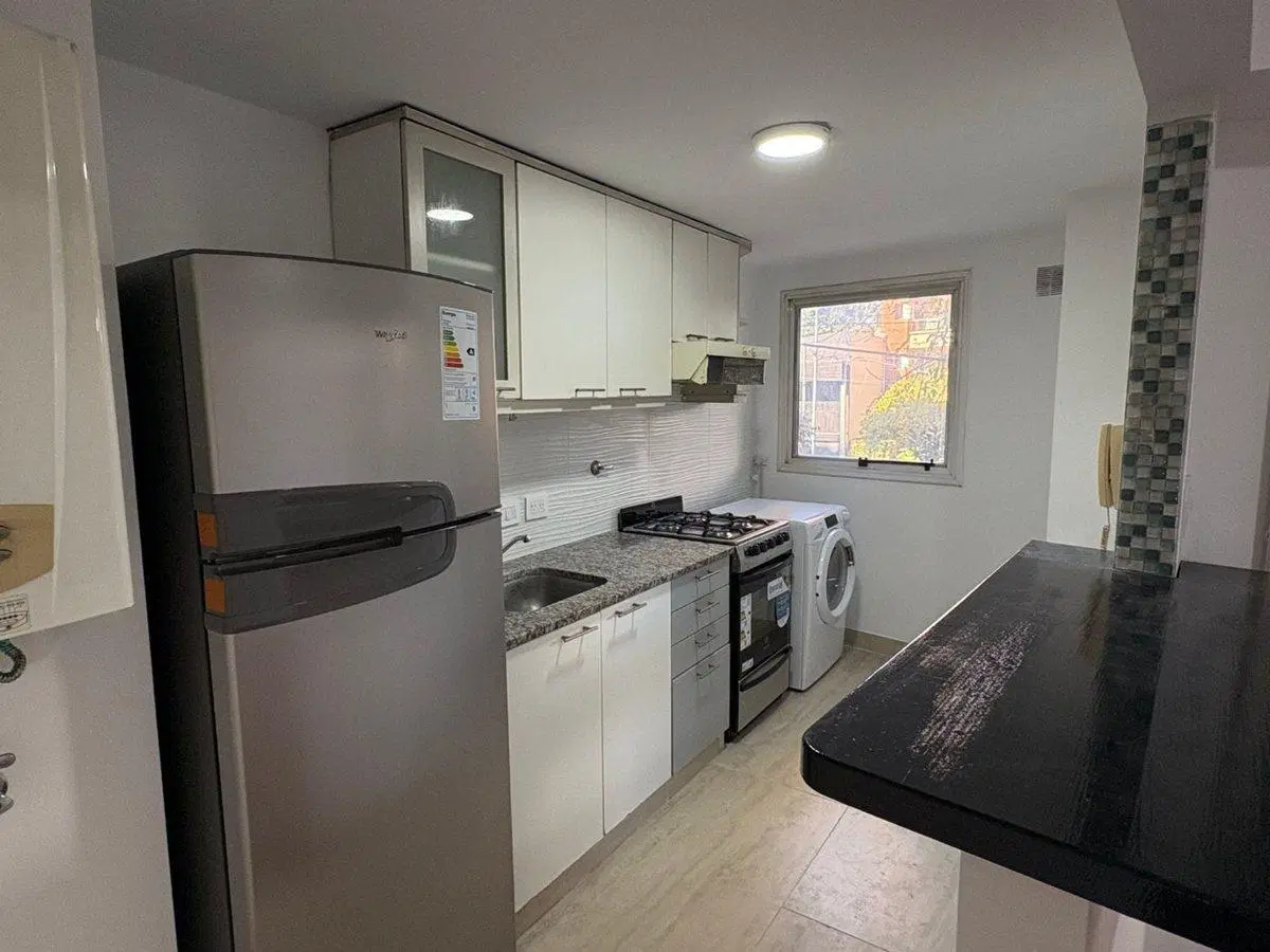 DEPARTAMENTO VENTA LA PLATA 2 DORMITORIOS COCHERA 8