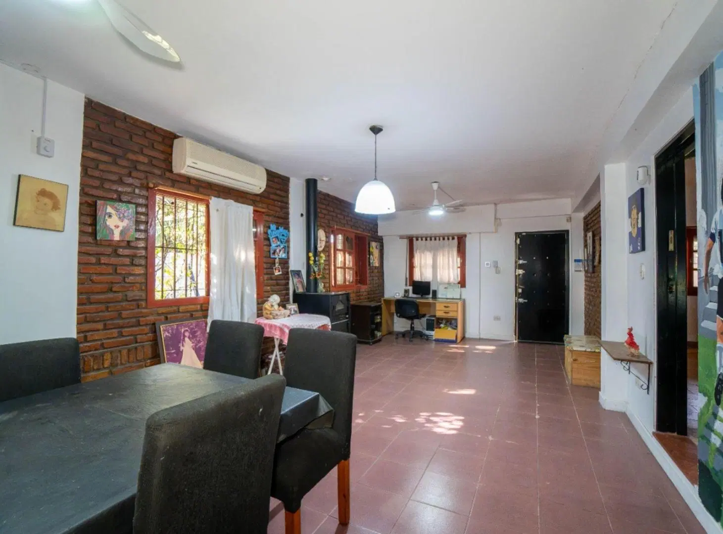 Casa en venta La Hermosura. 2 dormitorios y parque 5