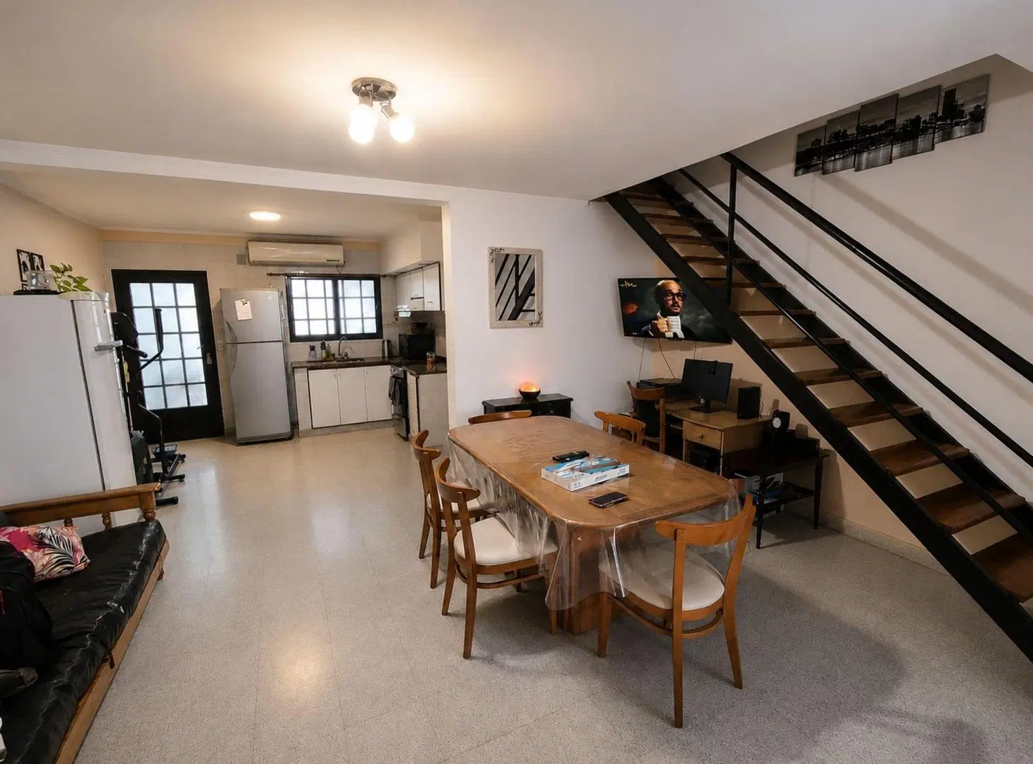 DUPLEX EN  VENTA - LA PLATA PATIO PILETA COCHERA 4