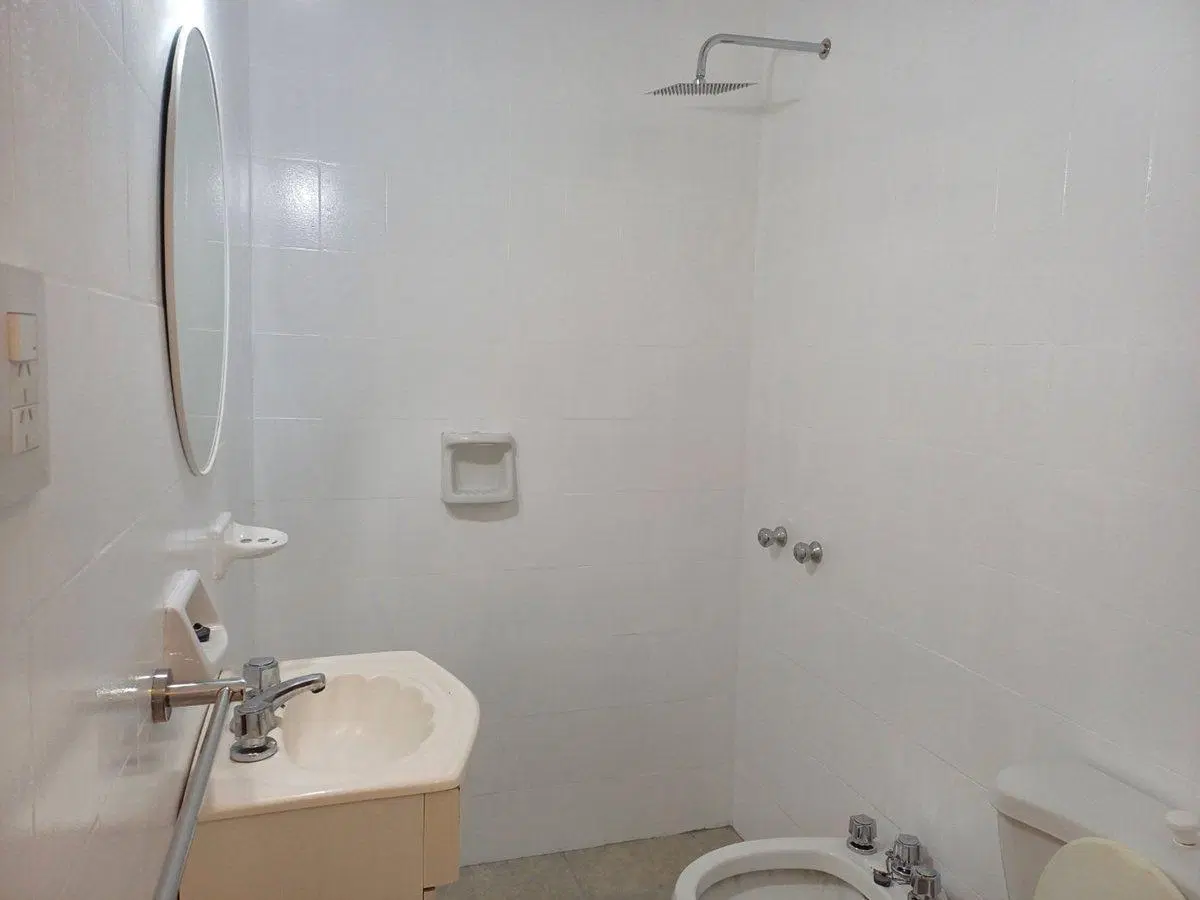 DEPARTAMENTO EN VENTA AL FRENTE 3