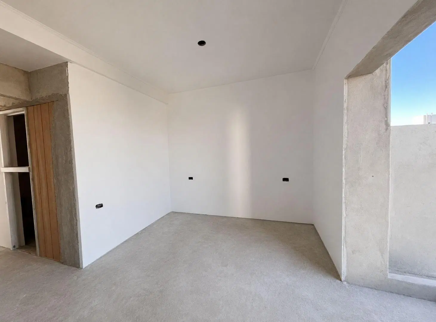 SEMIPISO EN VENTA LA PLATA CON BALCON FINANCIADO 8