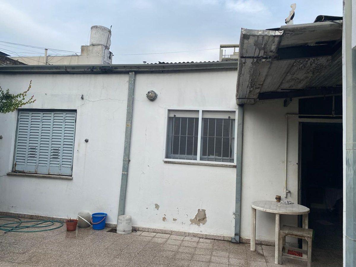 Foto de LOTE EN VENTA LA PLATA SOBRE AVENIDA, imagen 3
