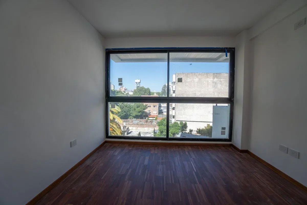 DEPARTAMENTO VENTA LA PLATA 1 DORMITORIO COCHERA 5