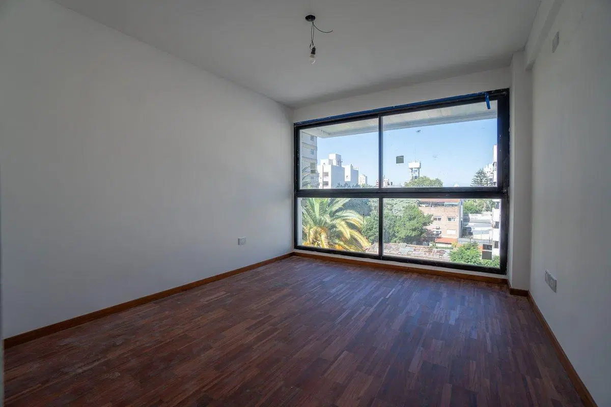 DEPARTAMENTO VENTA LA PLATA 1 DORMITORIO COCHERA 2