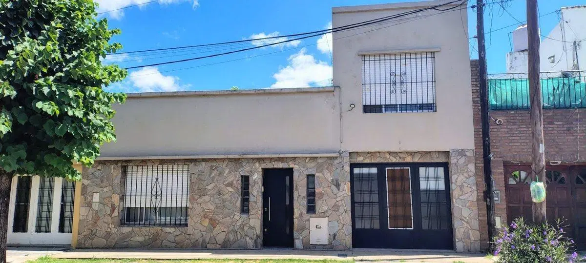 PH VENTA TOLOSA 2 DORMITORIOS ESCRITORIO AL FRENTE 2