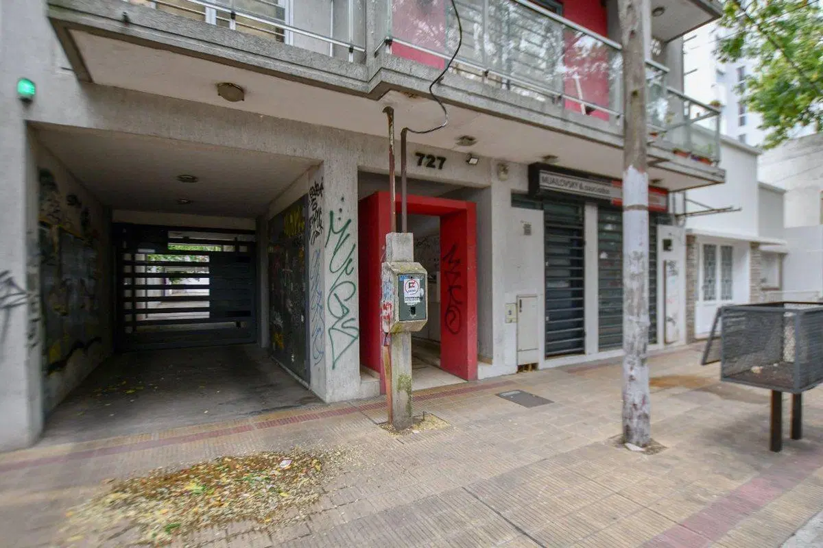DEPARTAMENTO VENTA LA PLATA 1 DORMITORIO COCHERA 8