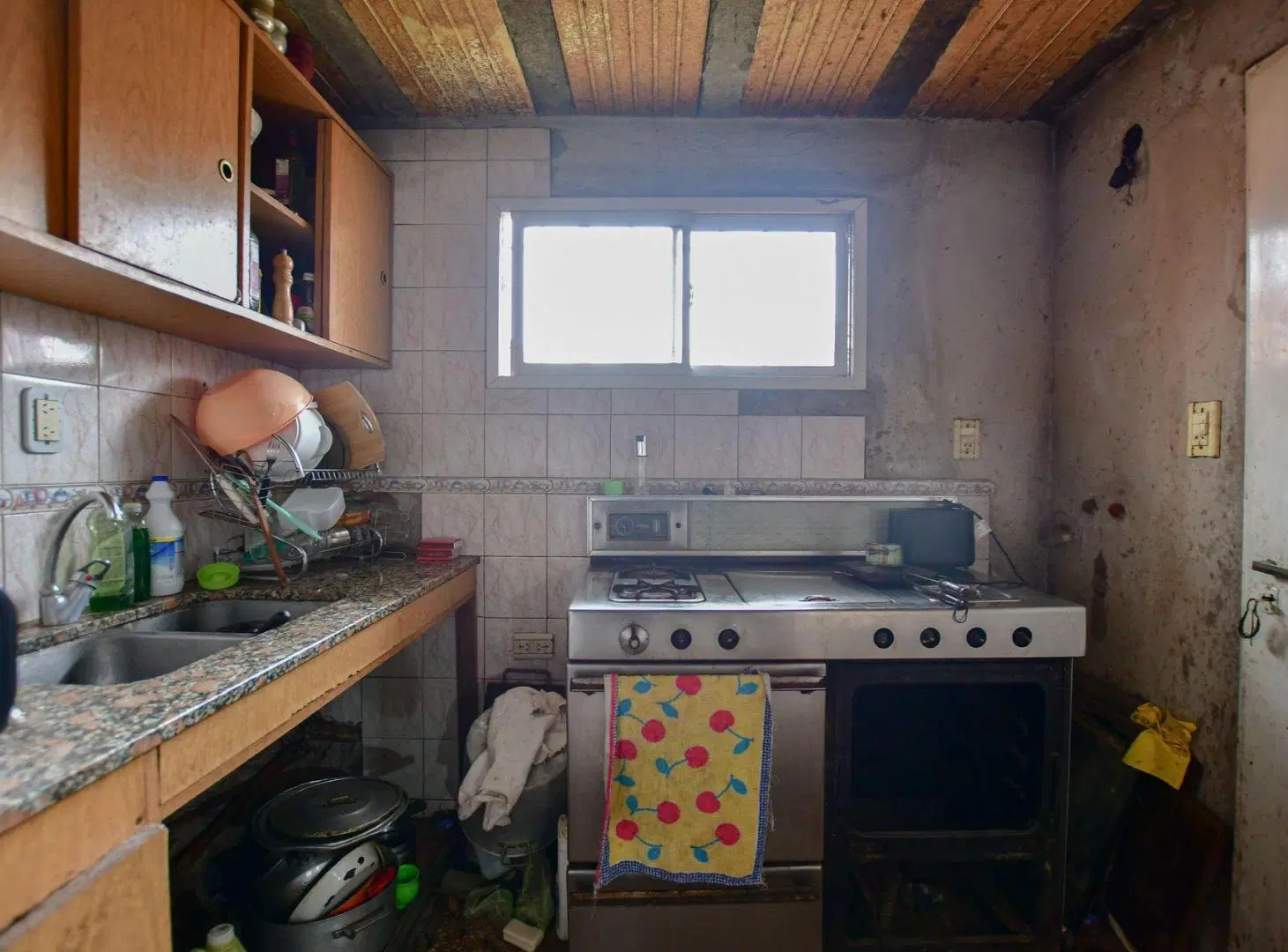 CASA EN VENTA EN LOS HORNOS 4