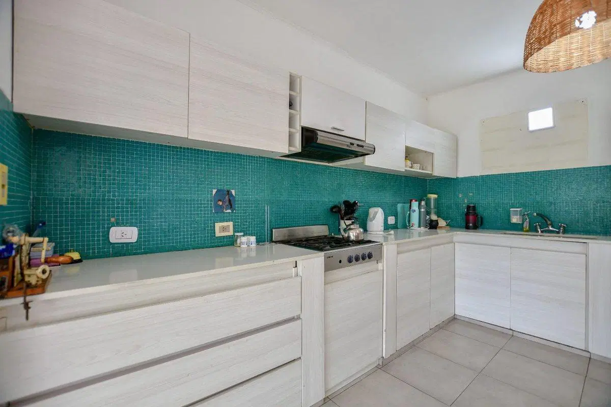 CASA EN VENTA GONNET 3 DORMITORIOS 5