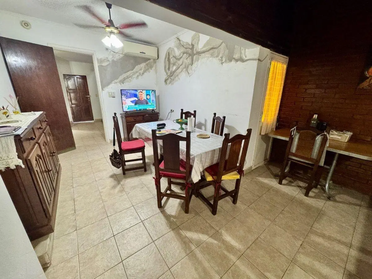 CASA PH EN VENTA LA PLATA 2/3 DORMITORIOS JARDIN 4