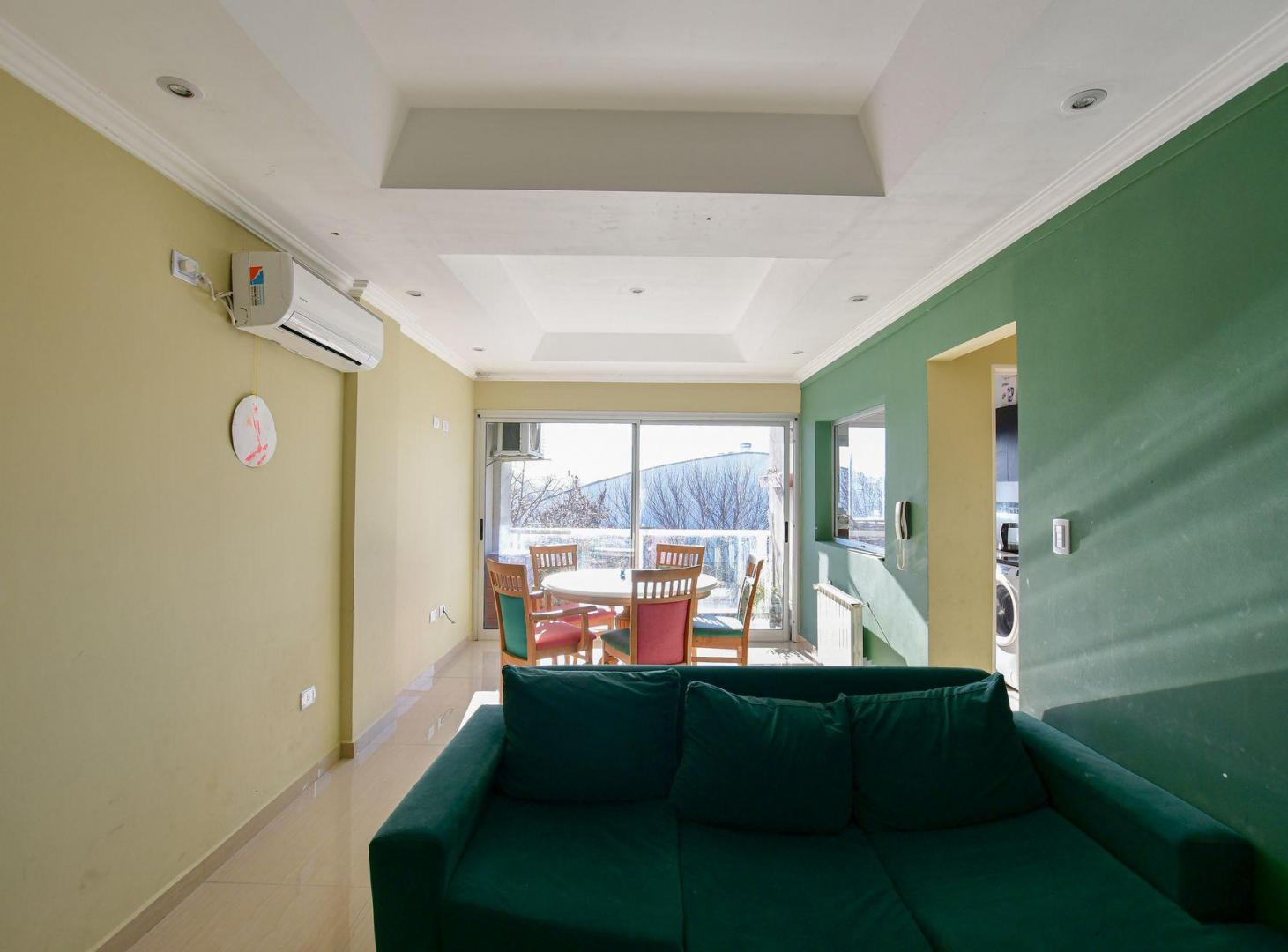 Foto de DEPARTAMENTO VENTA LA PLATA 2 DORMITORIOS TERRAZA, imagen 1