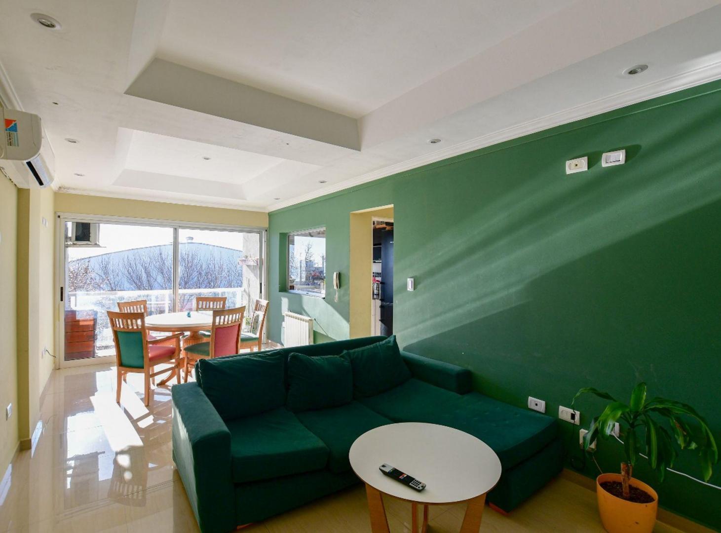 Foto de DEPARTAMENTO VENTA LA PLATA 2 DORMITORIOS TERRAZA, imagen 2