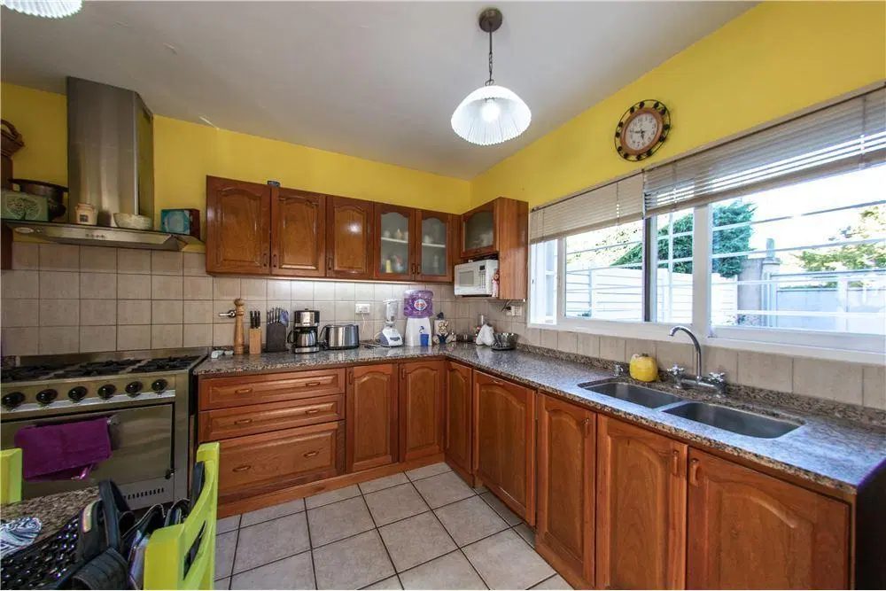 Casas en Venta Villa Elisa 4 Dormitorios Pileta 3