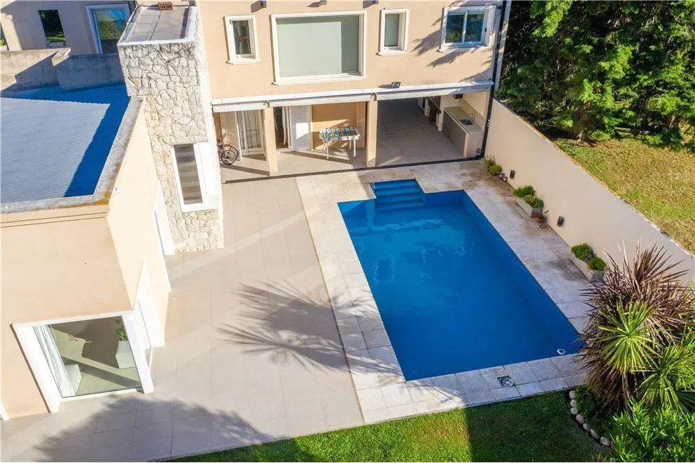 Casas en Venta Villa Elisa 4 Dormitorios Pileta 5