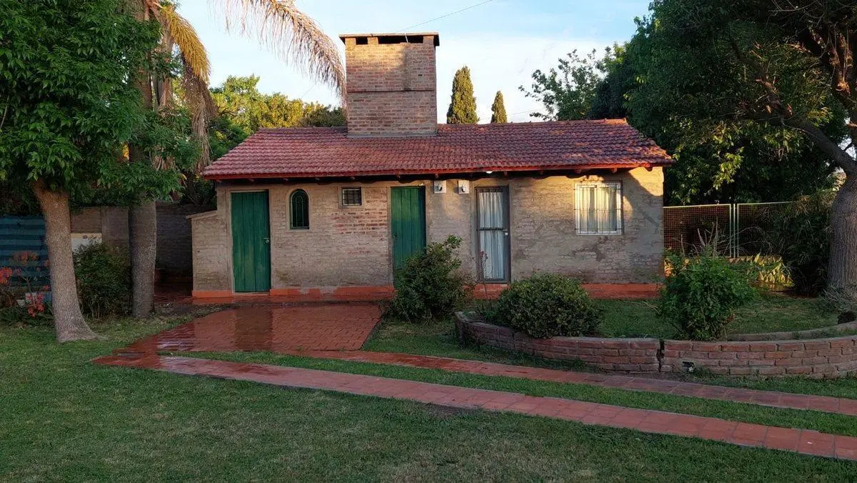 CASA QUINTA EN VENTA EN ESQUINA VILLA DEL PLATA 2
