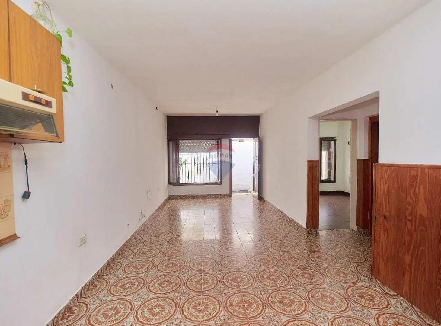 PH EN VENTA BERAZATEGUI 3 AMBIENTES COCHERA 5