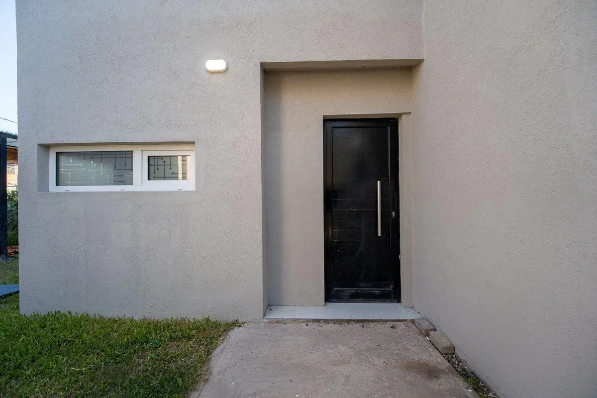 DÚPLEX EN VENTA GONNET 2 DORMITORIOS CON COCHERA 2