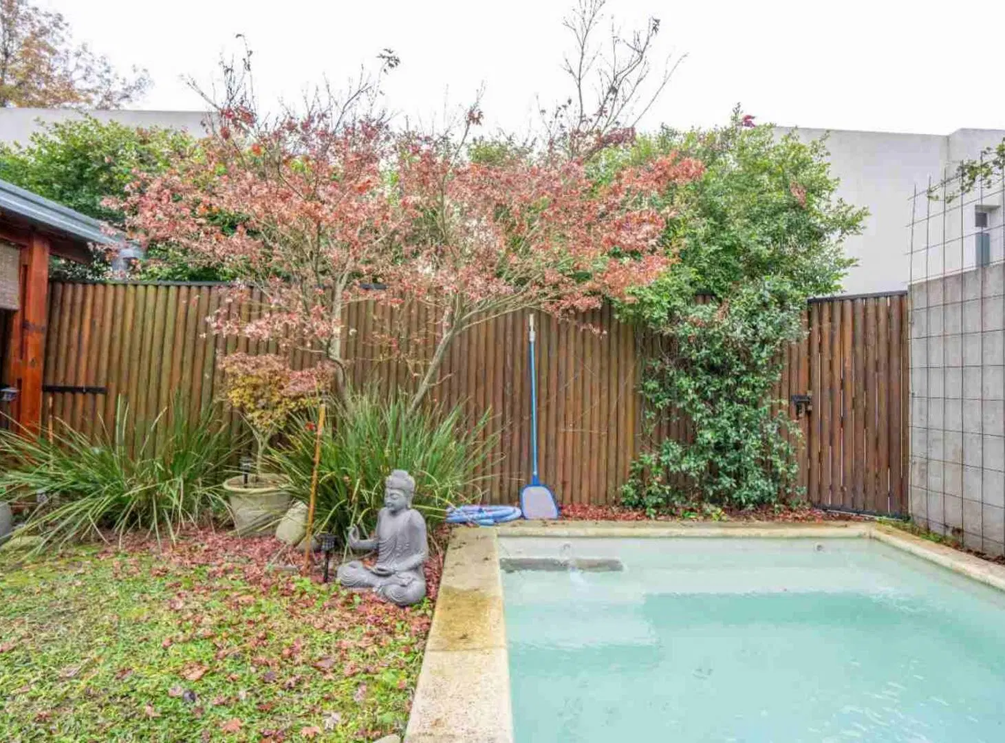 Duplex venta, City Bell. 2 dormitorios y parque 8