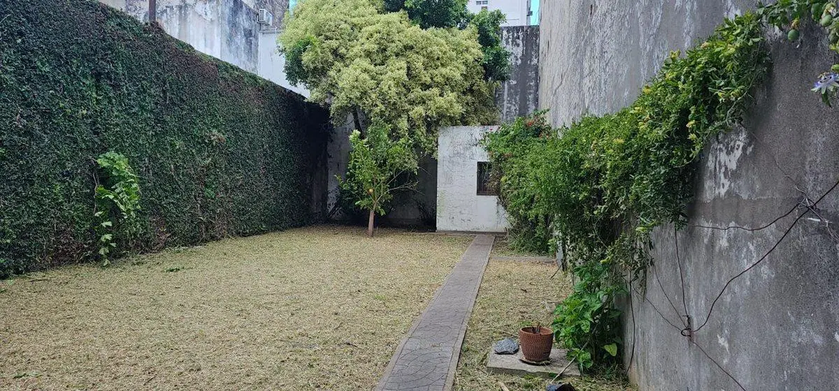 CASA EN VENTA LA PLATA IDEAL INSTITUCIÓN / OFICINA 5