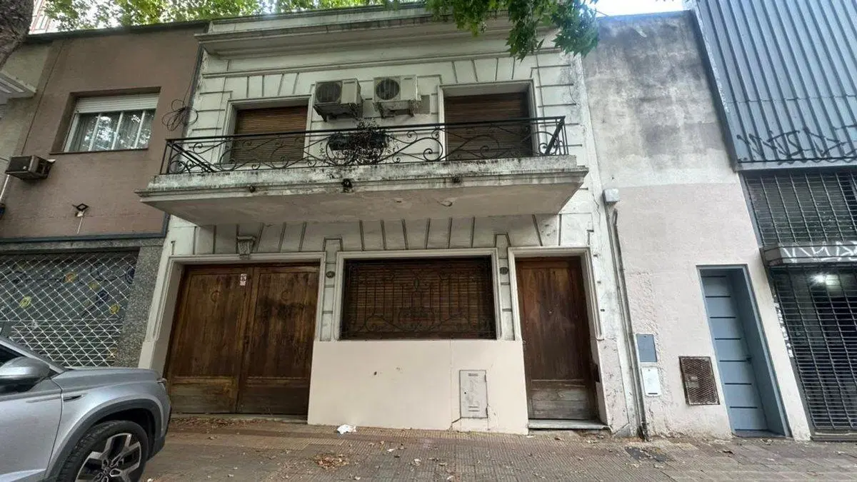CASA EN VENTA LA PLATA IDEAL INSTITUCIÓN / OFICINA 3