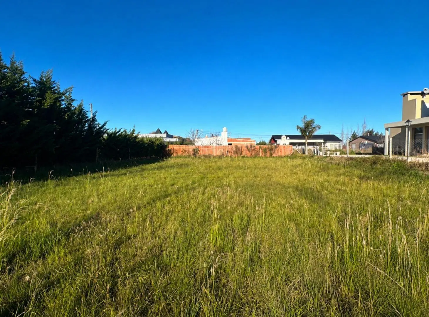 LOTE EN VENTA EN BARRIO SEMICERRADO EL REMANSO 4