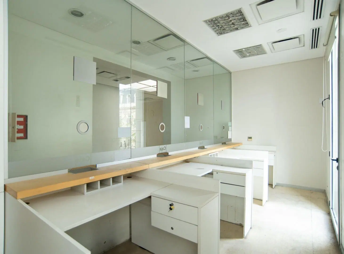 LOCAL COMERCIAL EN VENTA LA PLATA CENTRO 3