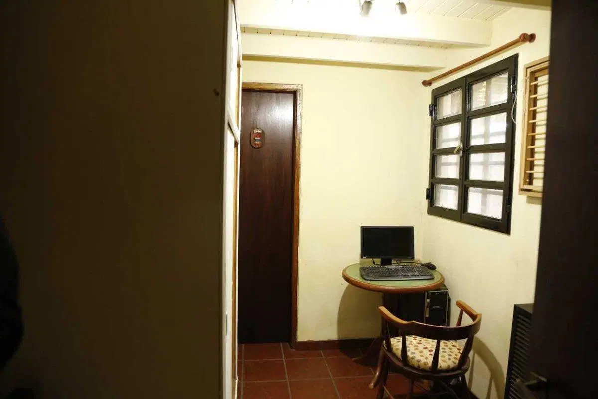 Casa Venta Gonnet 4 Dormitorios 2 Baños Pileta 4