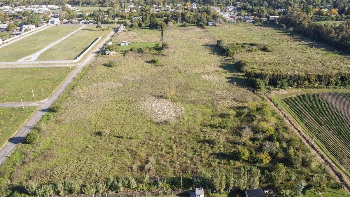 Hectáreas en venta en Gorina La Plata permuta 3