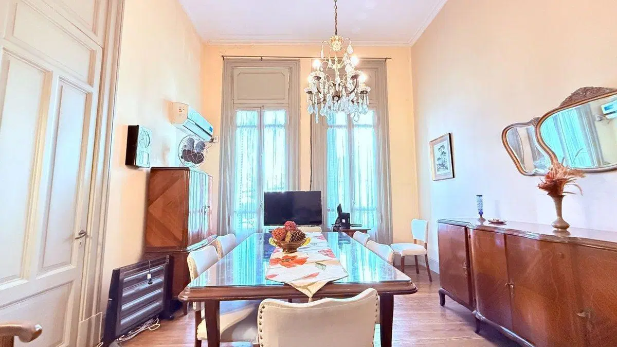CASA EN VENTA LA PLATA 3 DORMITORIOS Y TERRAZA 8