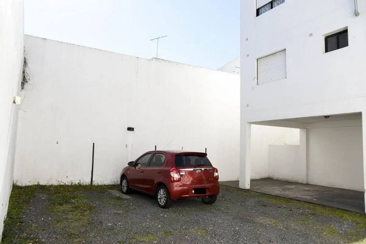DEPARTAMENTO VENTA LA PLATA 1 DORMITORIO COCHERA 3