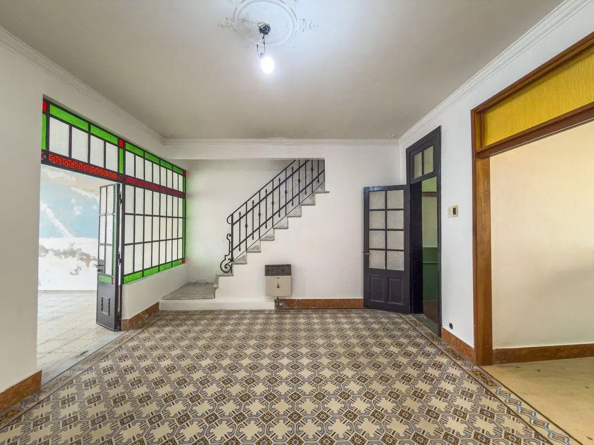 Casa Venta La Plata comercial profesional cochera 8