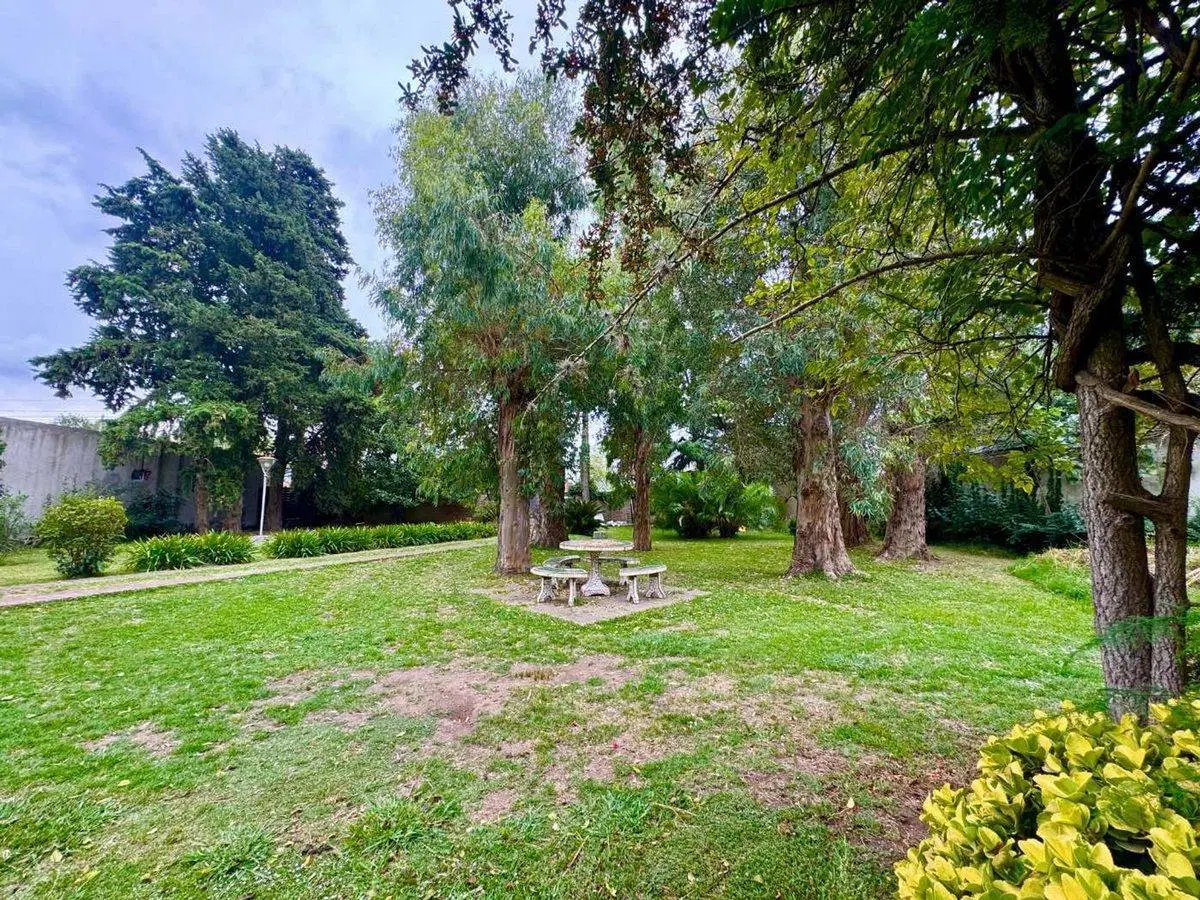 LOTE EN VENTA CITY BELL PARQUIZADO 5