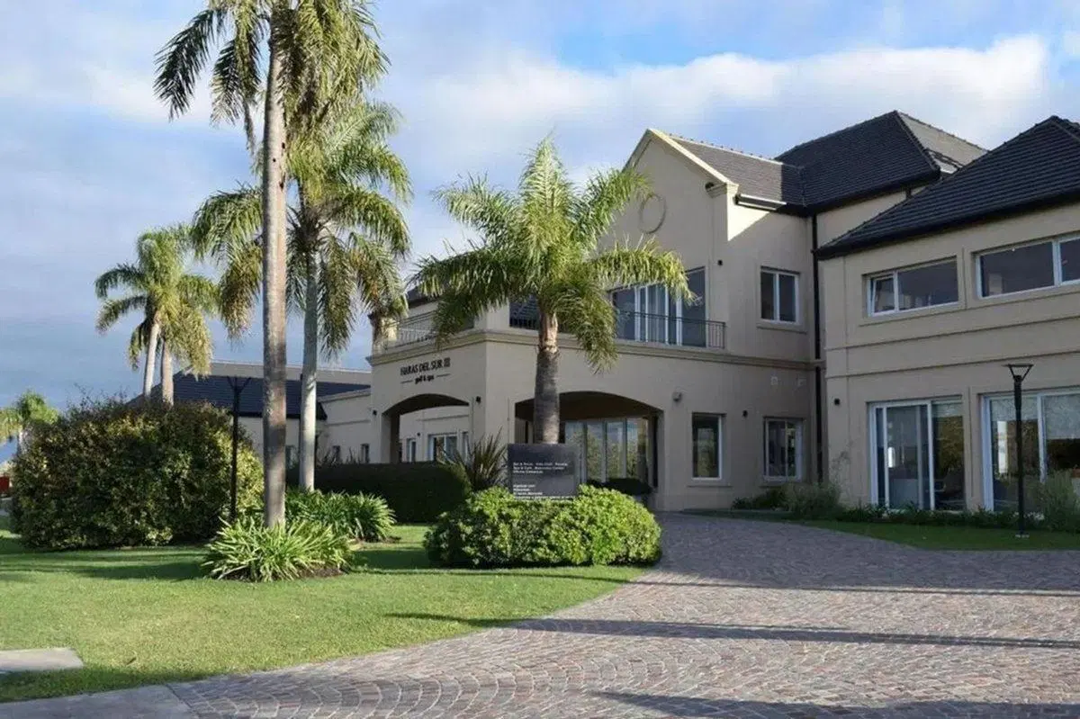 LOTE VENTA HARAS DEL SUR III VISTA AL GOLF 1000m 2