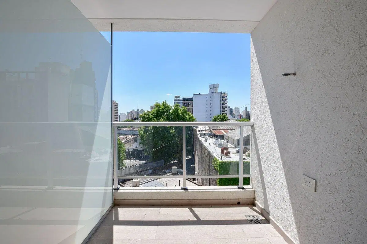 DEPARTAMENTO EN VENTA LA PLATA 1 DORMITORIO BALCON 3
