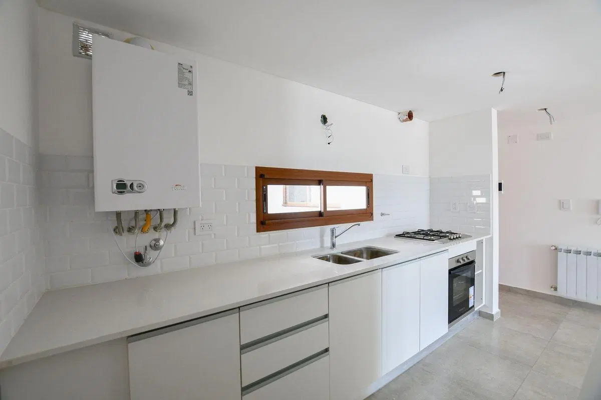DEPARTAMENTO EN VENTA LA PLATA 1 DORMITORIO BALCON 2
