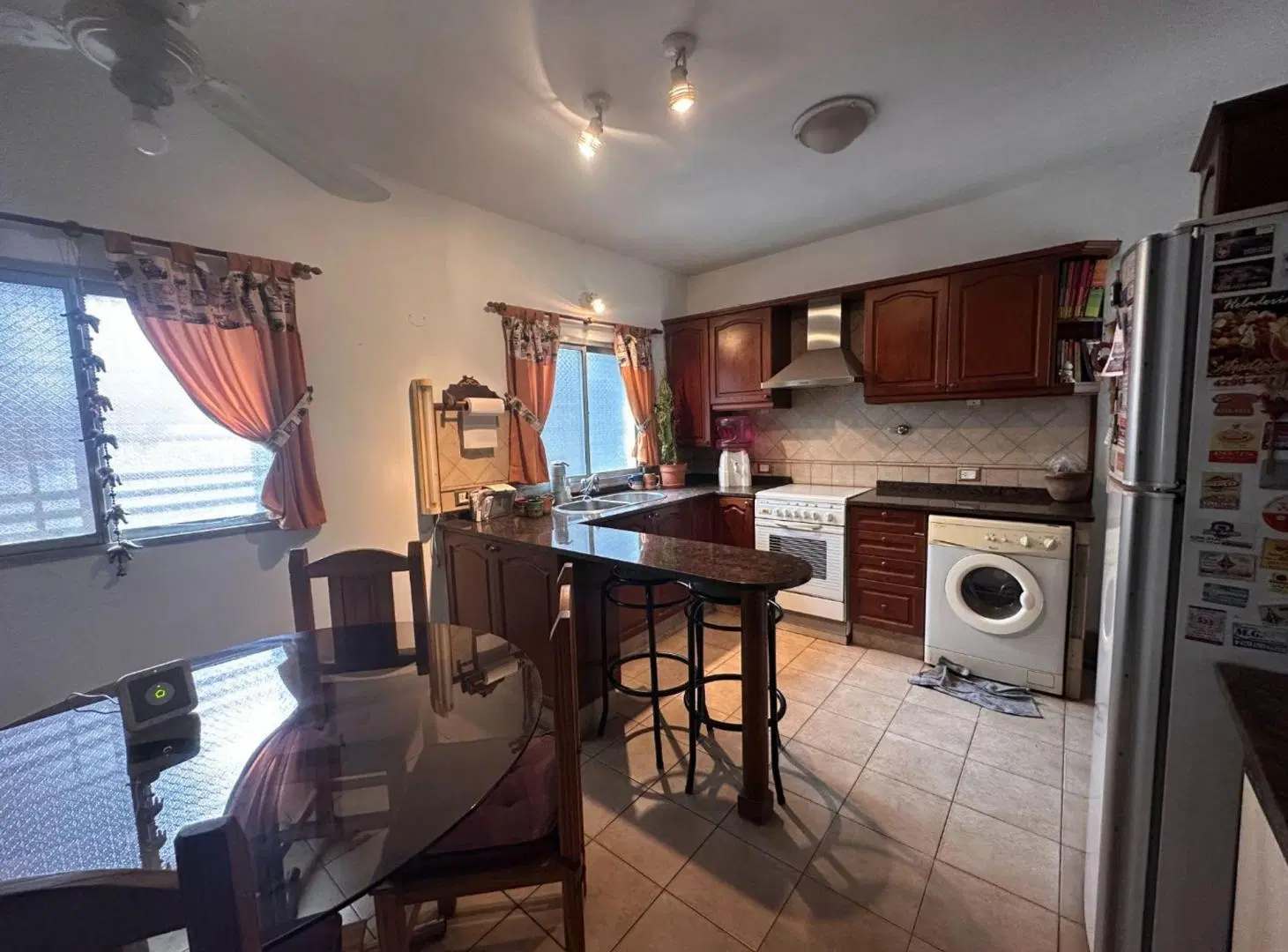 DUPLEX EN VENTA FLORENCIO VARELA PATIO 4