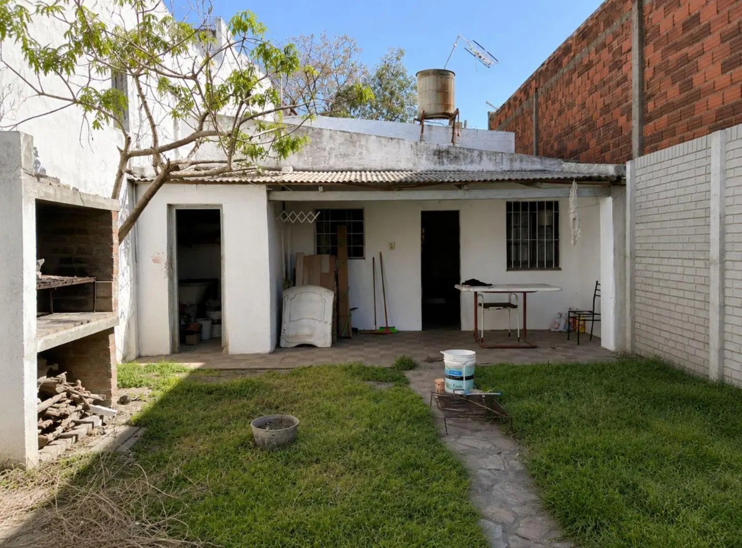CASA EN VENTA TOLOSA 2 DORMITORIOS 5
