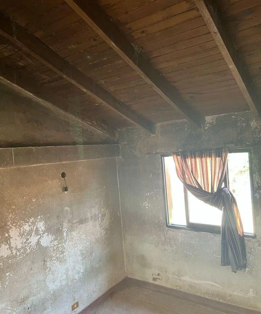 CASA EN VENTA EN ROMERO A REFACCIONAR 3
