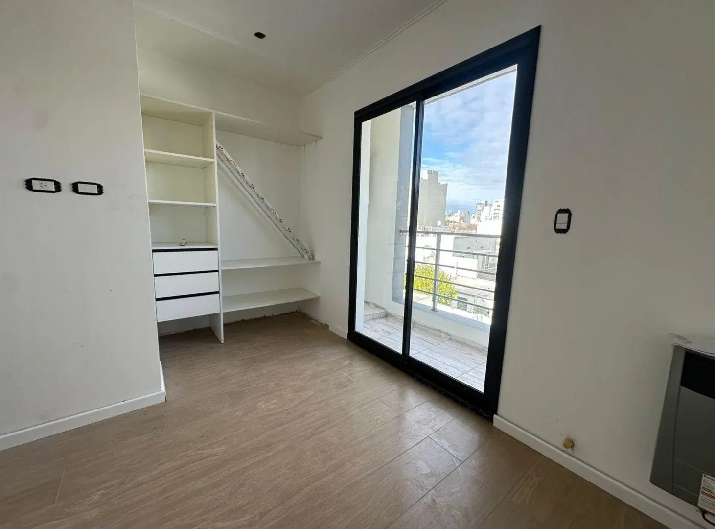 DEPARTAMENTO EN VENTA LA PLATA 1 DORMITORIO 8