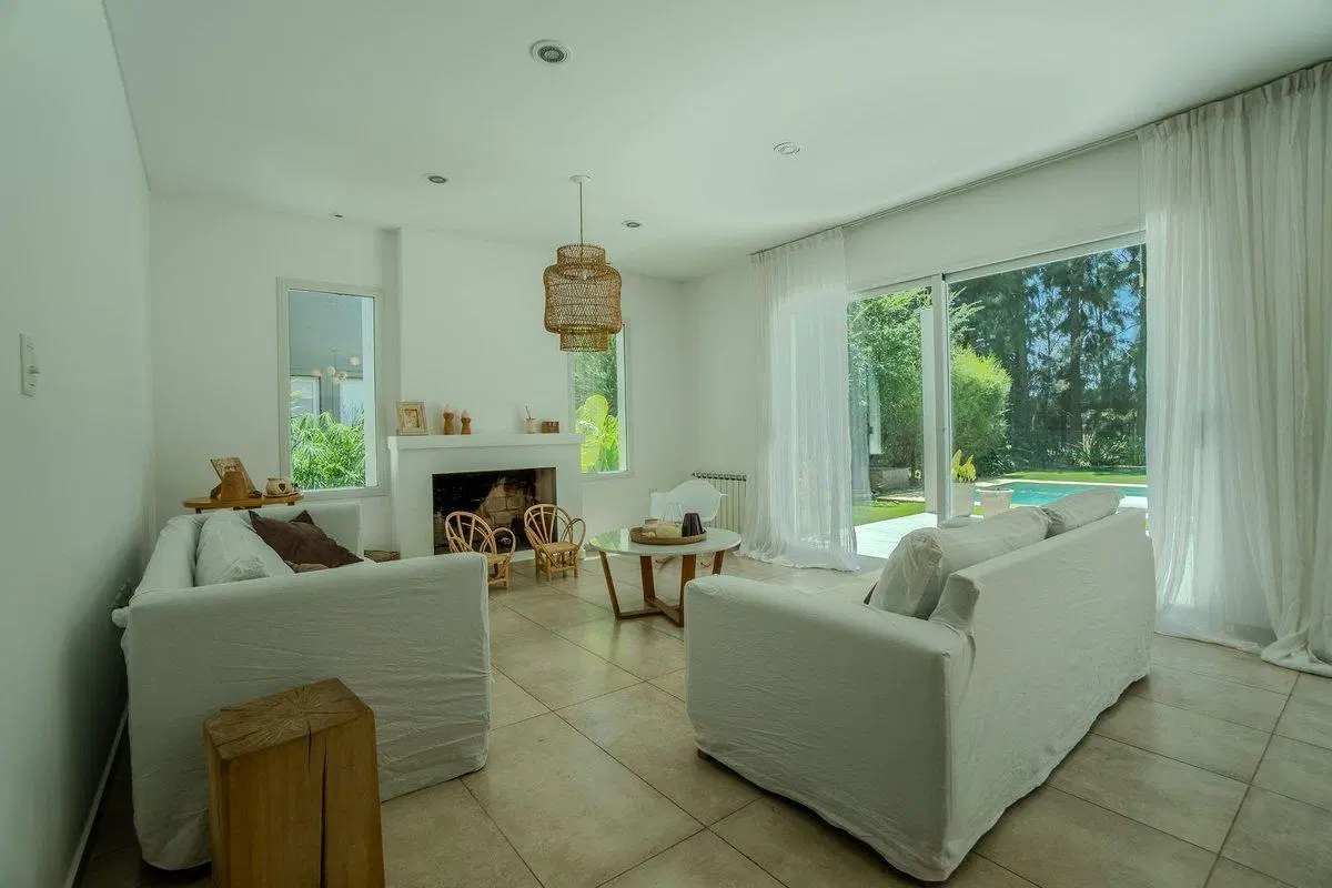 Casa En Venta  Barrio Privado Altos De Brandsen 3