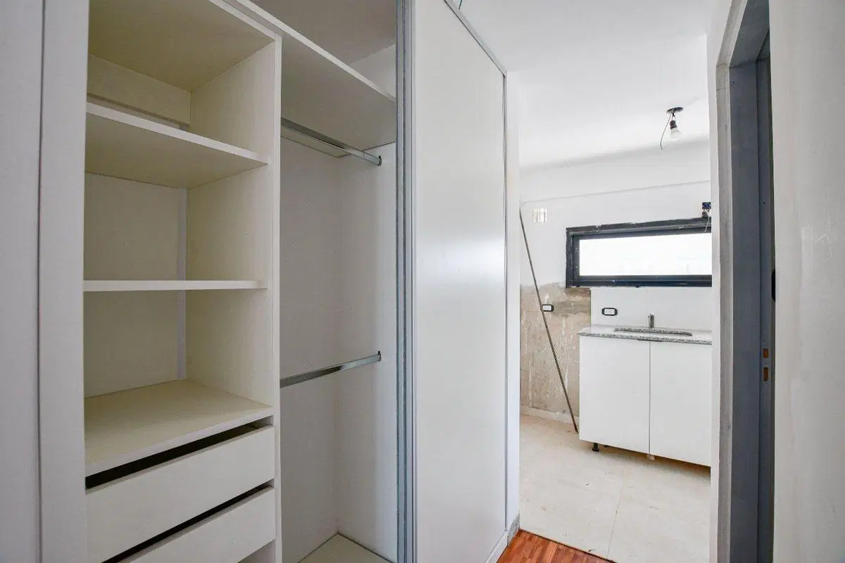 DEPARTAMENTO MONOAMBIENTE VENTA LA PLATA ESTRENAR 8