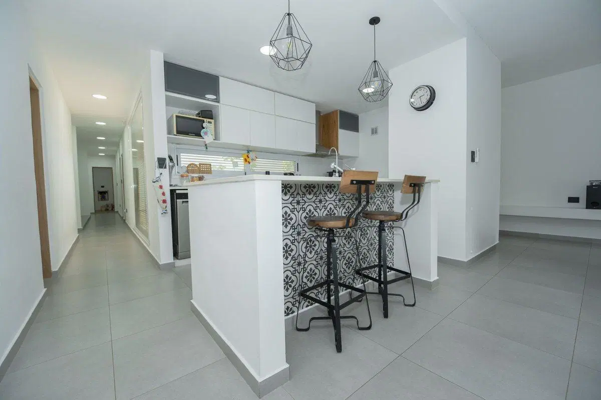 CASA EN VENTA LA PLATA 3 DORMITORIOS AMPLIO PARQUE 4