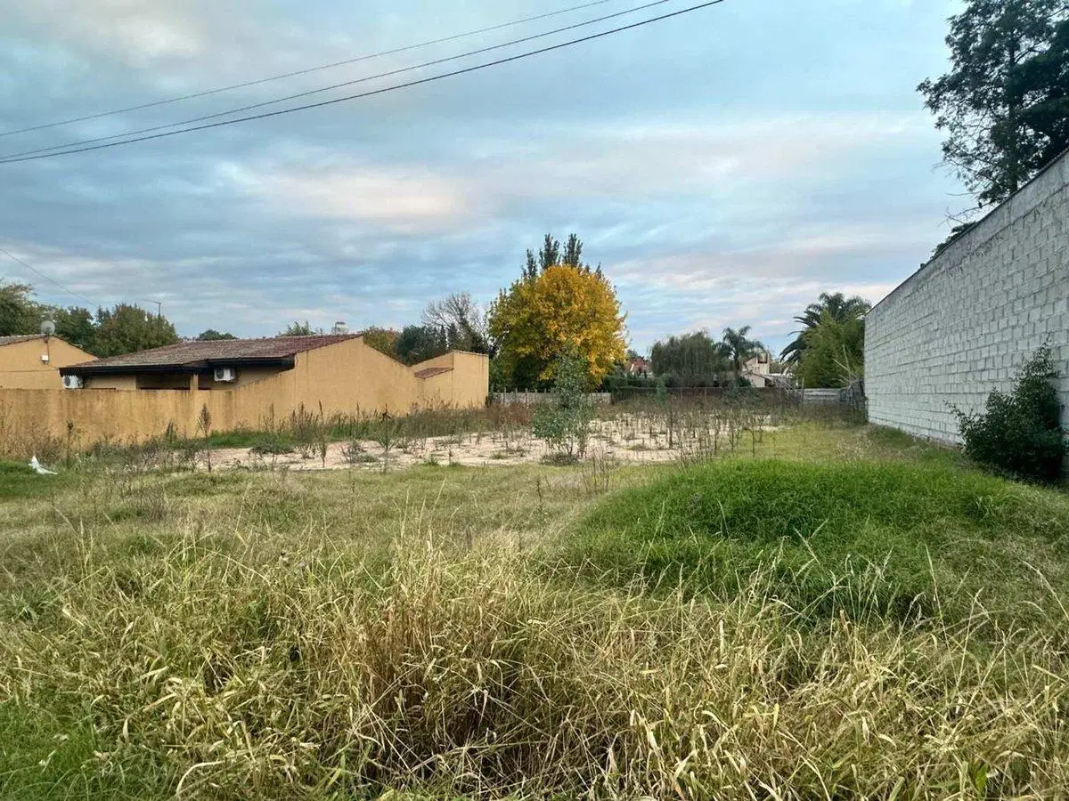 LOTE EN VENTA EN LISANDRO OLMOS CON ESCRITURA 4