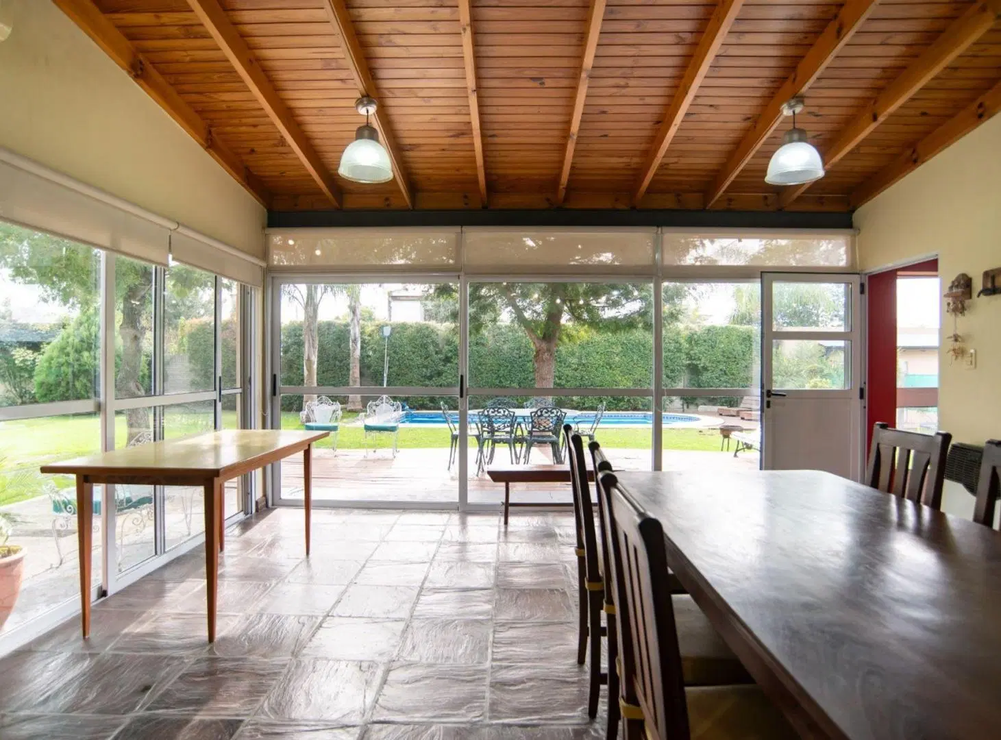Casa en Venta Villa Elisa tres domitorios pileta 5