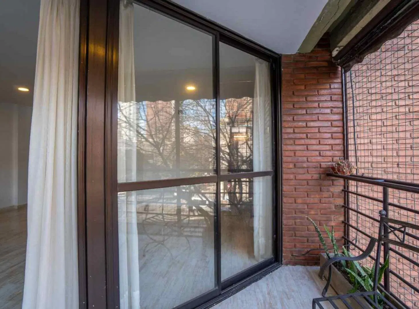 DEPARTAMENTO VENTA LA PLATA 2 DORMITORIOS BANCO 2