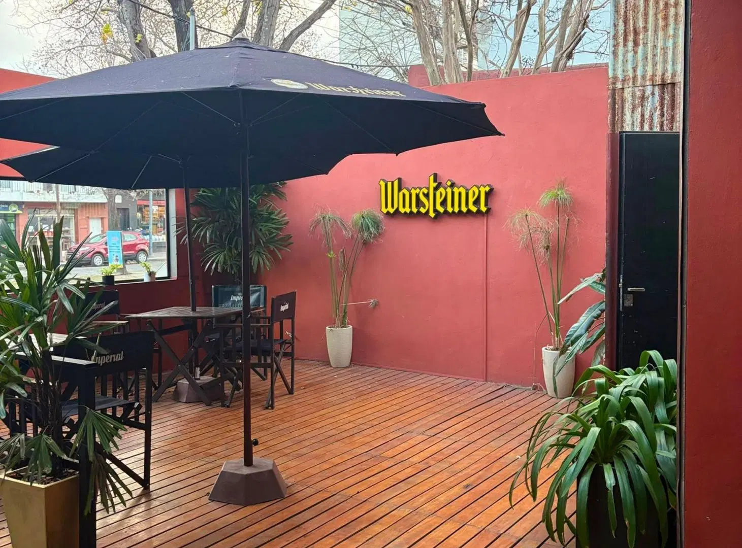 LOCAL COMERCIAL EN VENTA LA PLATA 2