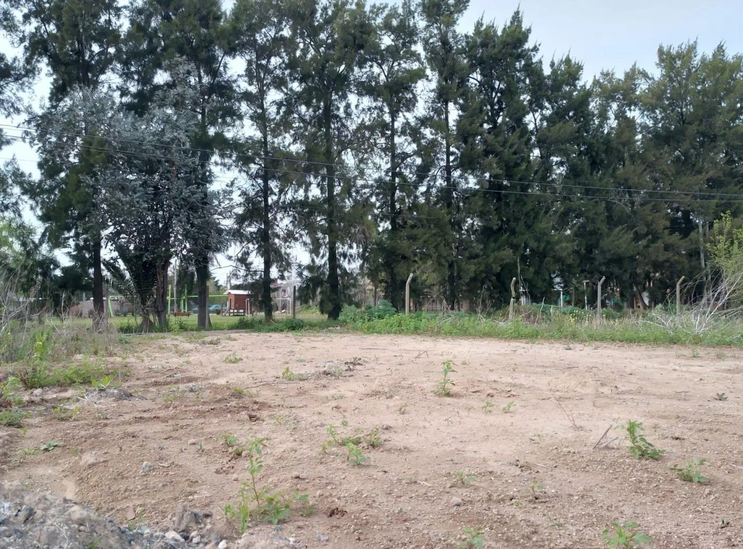 LOTE EN VENTA EN VILLA CASTELLS GONNET 4